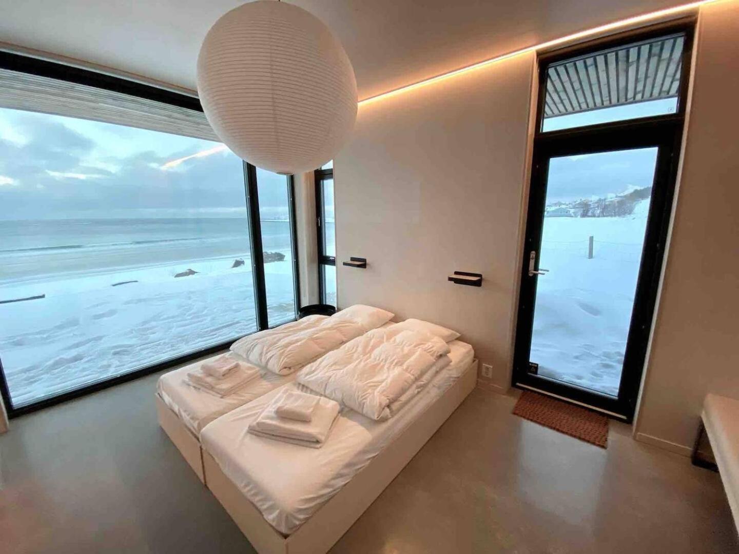Exclusive Beach House Ramberg - Your Private Oasis Dış mekan fotoğraf
